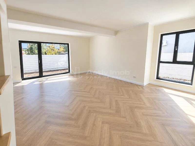Vanzare - Casa individuala - Prelungirea Ghencea - Margelelor langa STB - 225000E tva inclus - Comis
