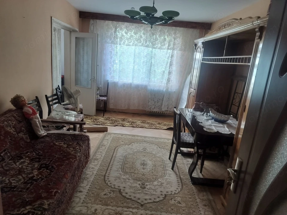 Apartament 3 camere, 60 mp, zona Piata Garii