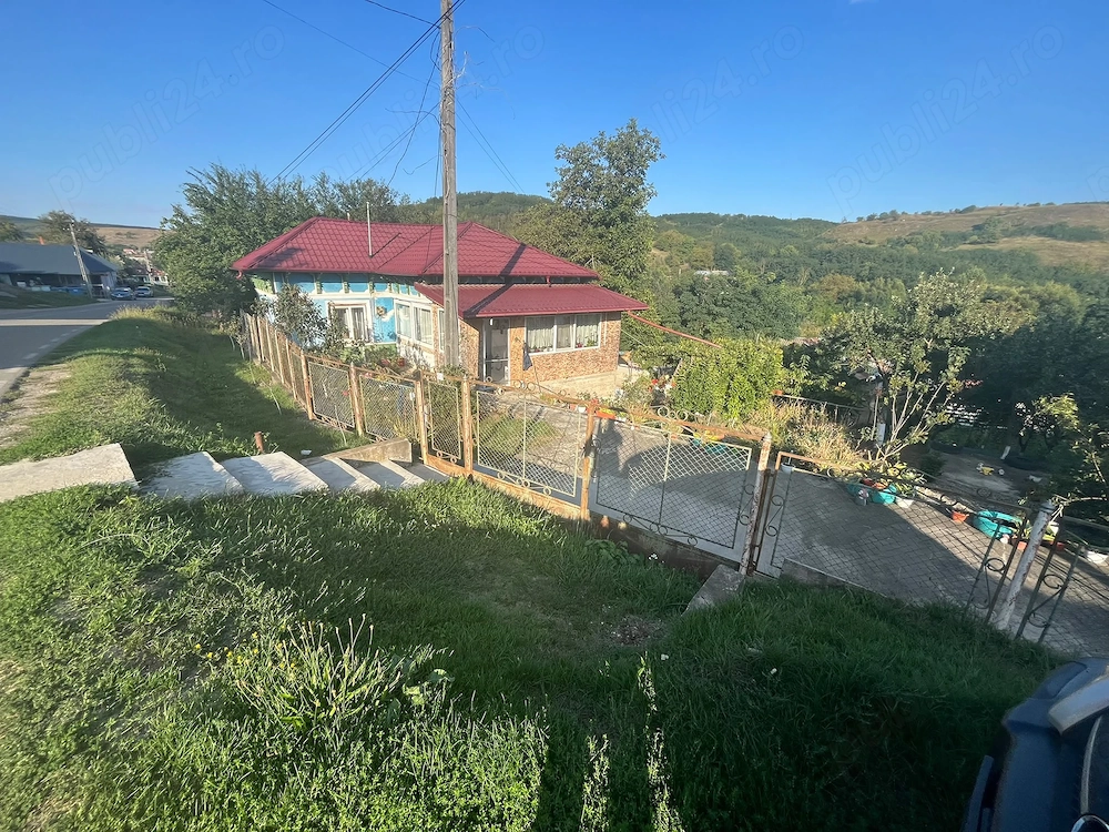 Casa de 1000m2 in Hoisesti Neamt
