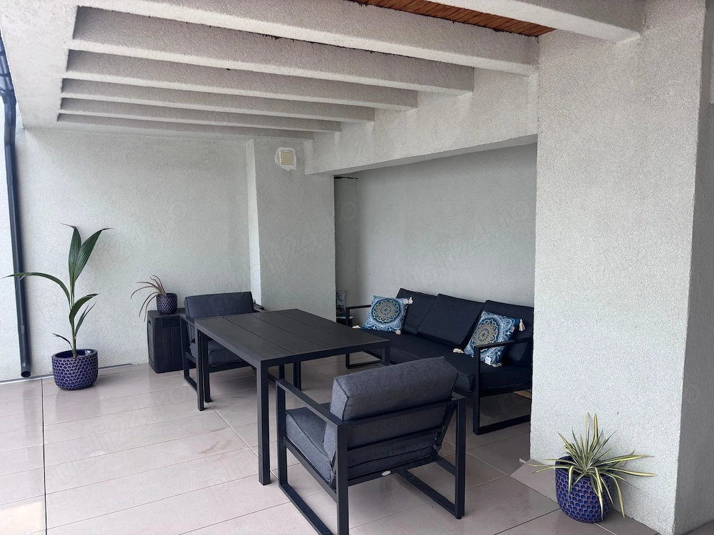 Apartamnet tip Penthouse 2 Camere, Terasa 60 MP, bloc nou   Prima inchiriere, PROPRIETAR