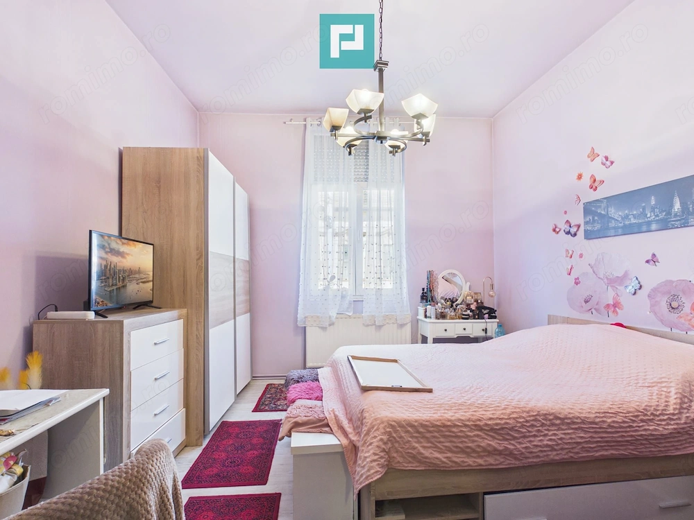 Apartament cu 2 camere, la casă, zona Drăgășani