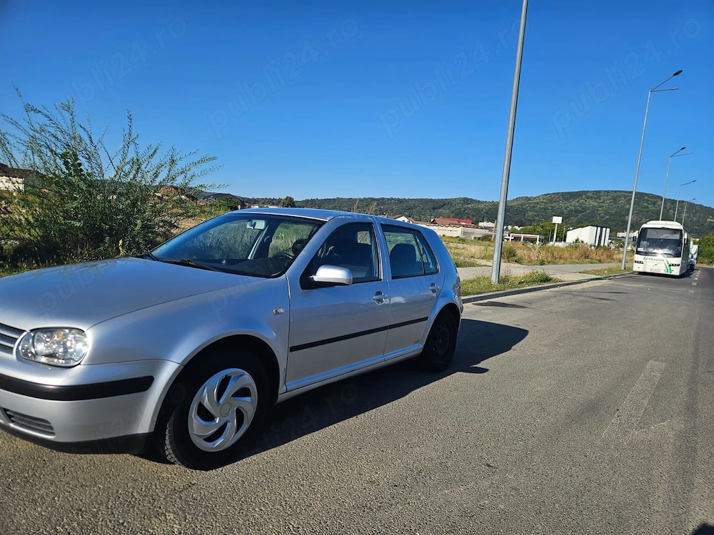 Vând VW Golf 4 2002, stare buna
