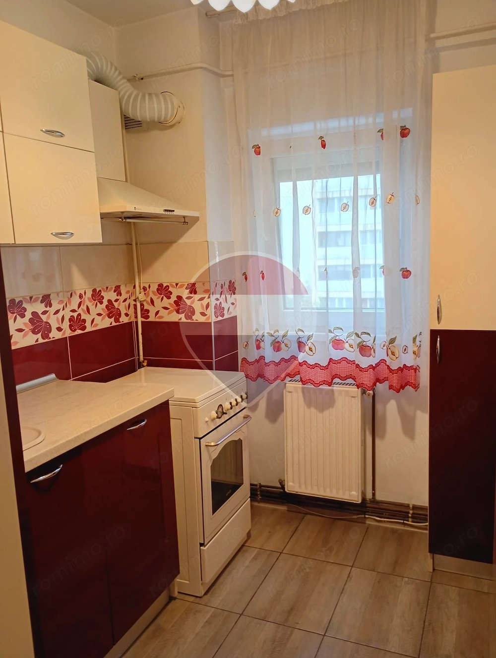 Apartament cu 2 camere de închiriat în zona Alexandru cel Bun