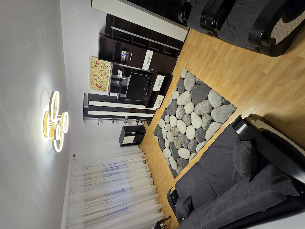 Inchiriez apartament 3 camere Tomis 3 Da ia scoala 12 cu parcare termen ung