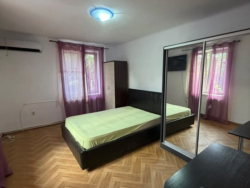 garsoniera baba novac-piata muncii-centrala proprie