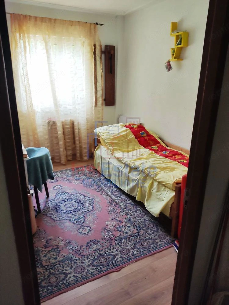 Dacia - Zimbru Apartament 3 camere etaj 1