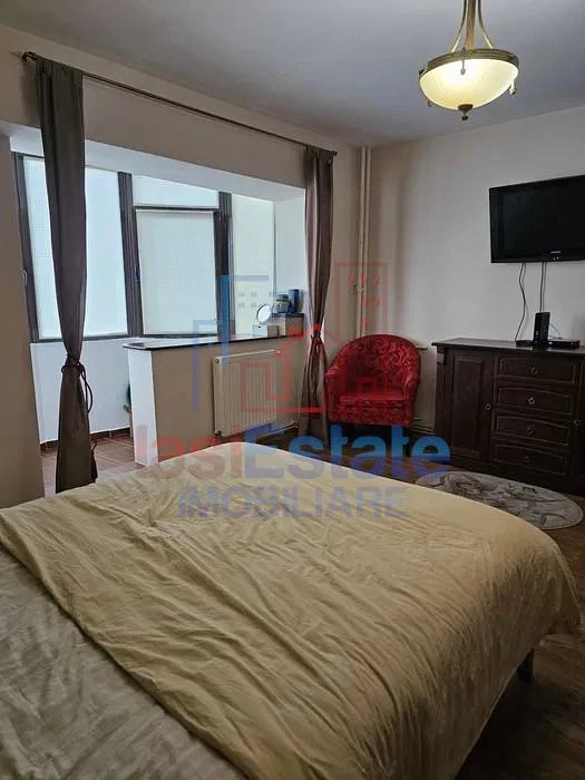 Apartament 1 camera de vanzare zona Pacurari - 38 mp, etajul 2