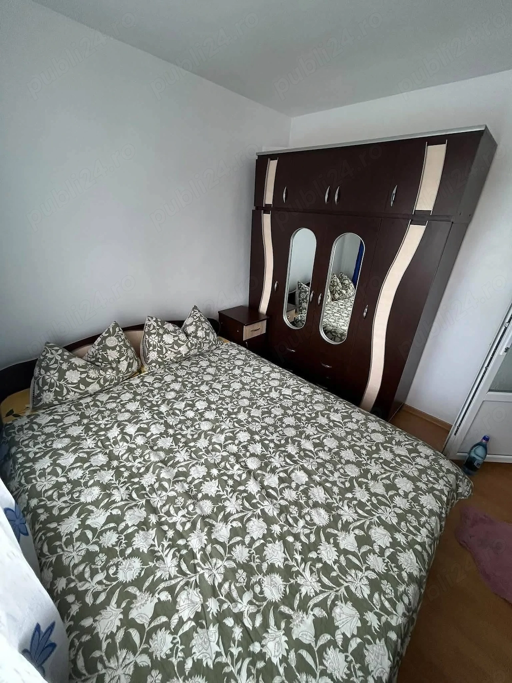 De inchiriat apartament cu 2 camere, spatios, cu balcon. 1200lei luna