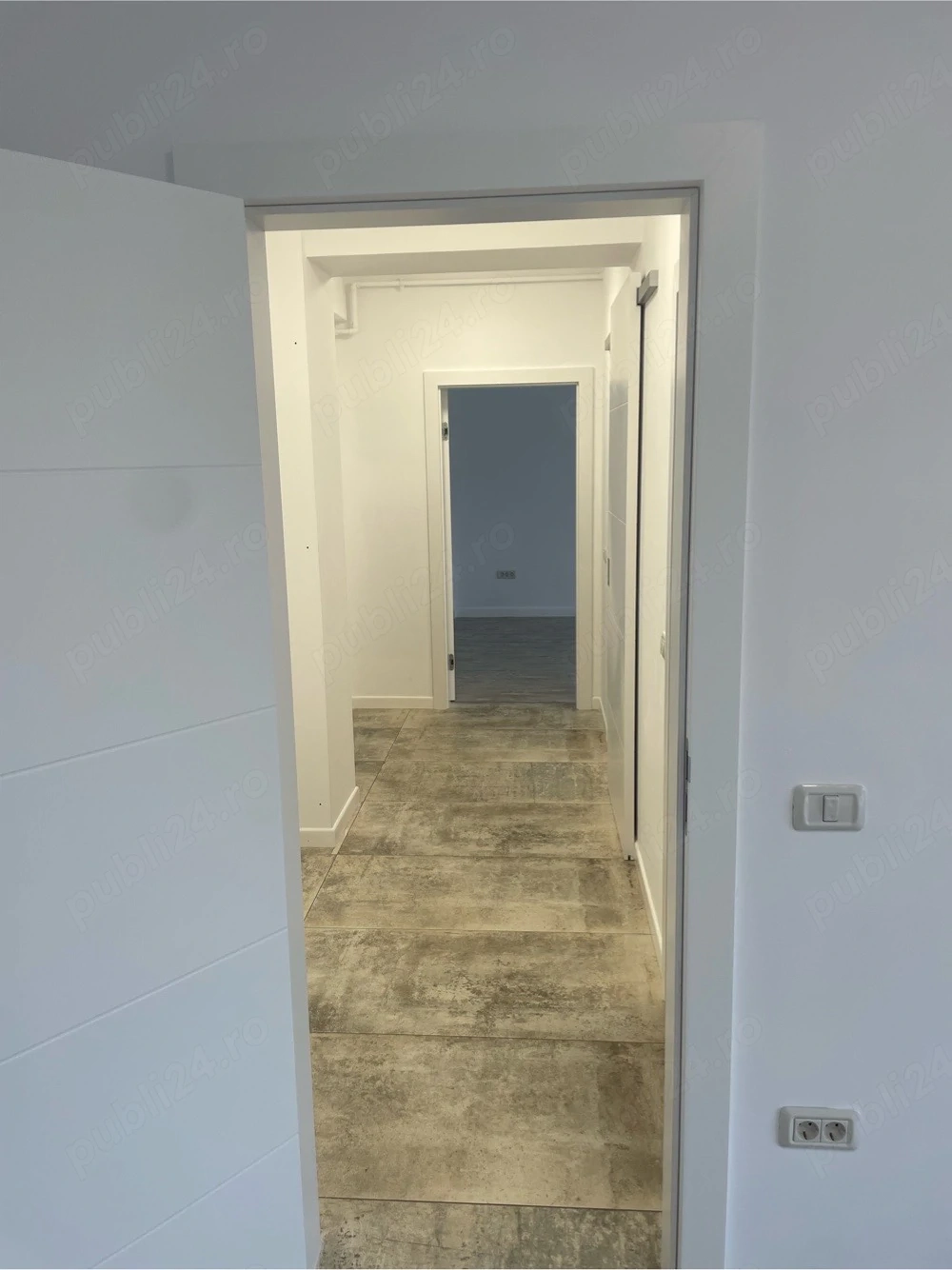 Apartament 2 camere nemobilat - Str. G. Devereux 1 - bloc 2021 - parcare subterana