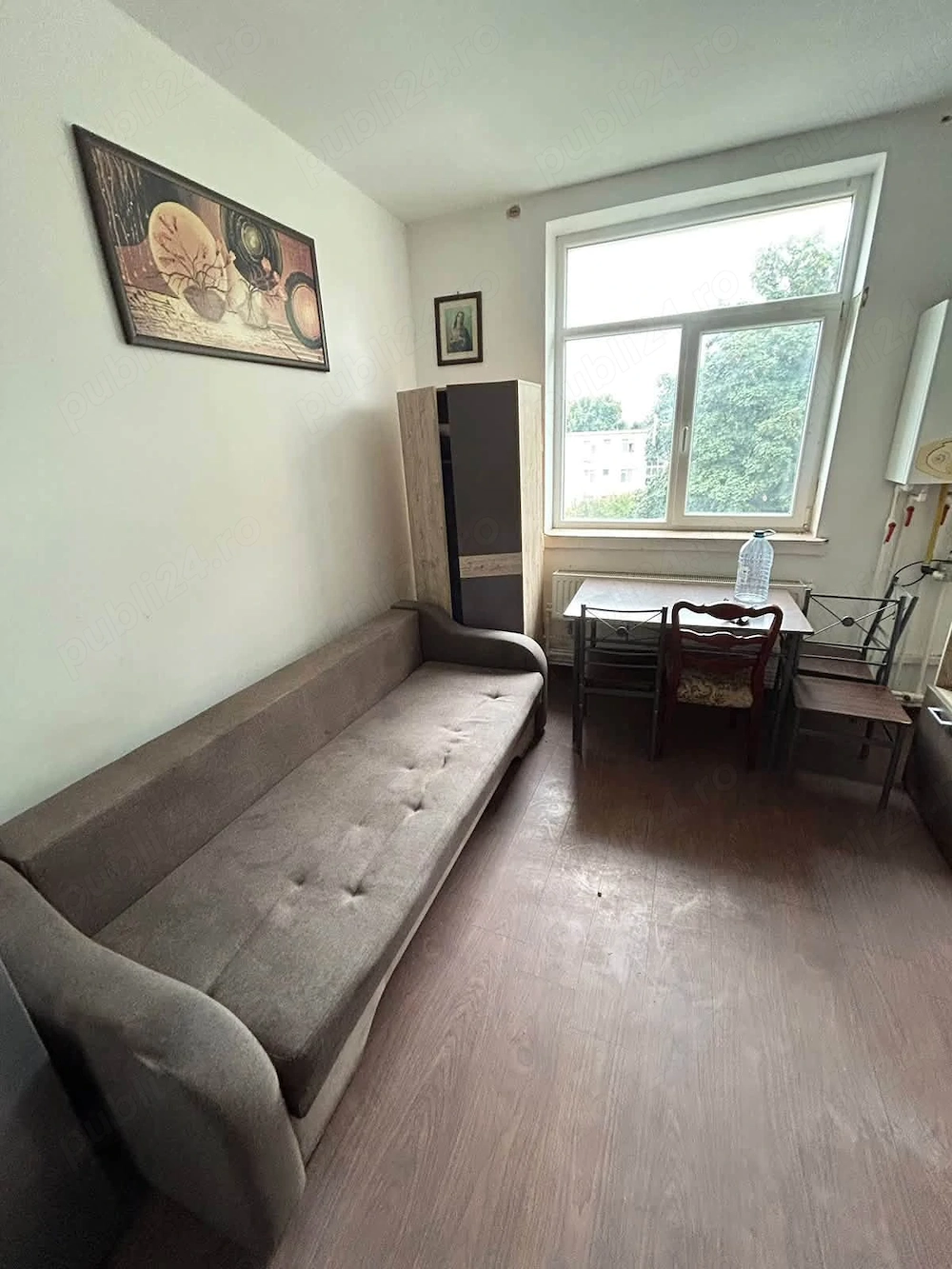 De vanzare garsoniera, zona Anton Pann, etaj 3, mobilata si utilata 18000euro