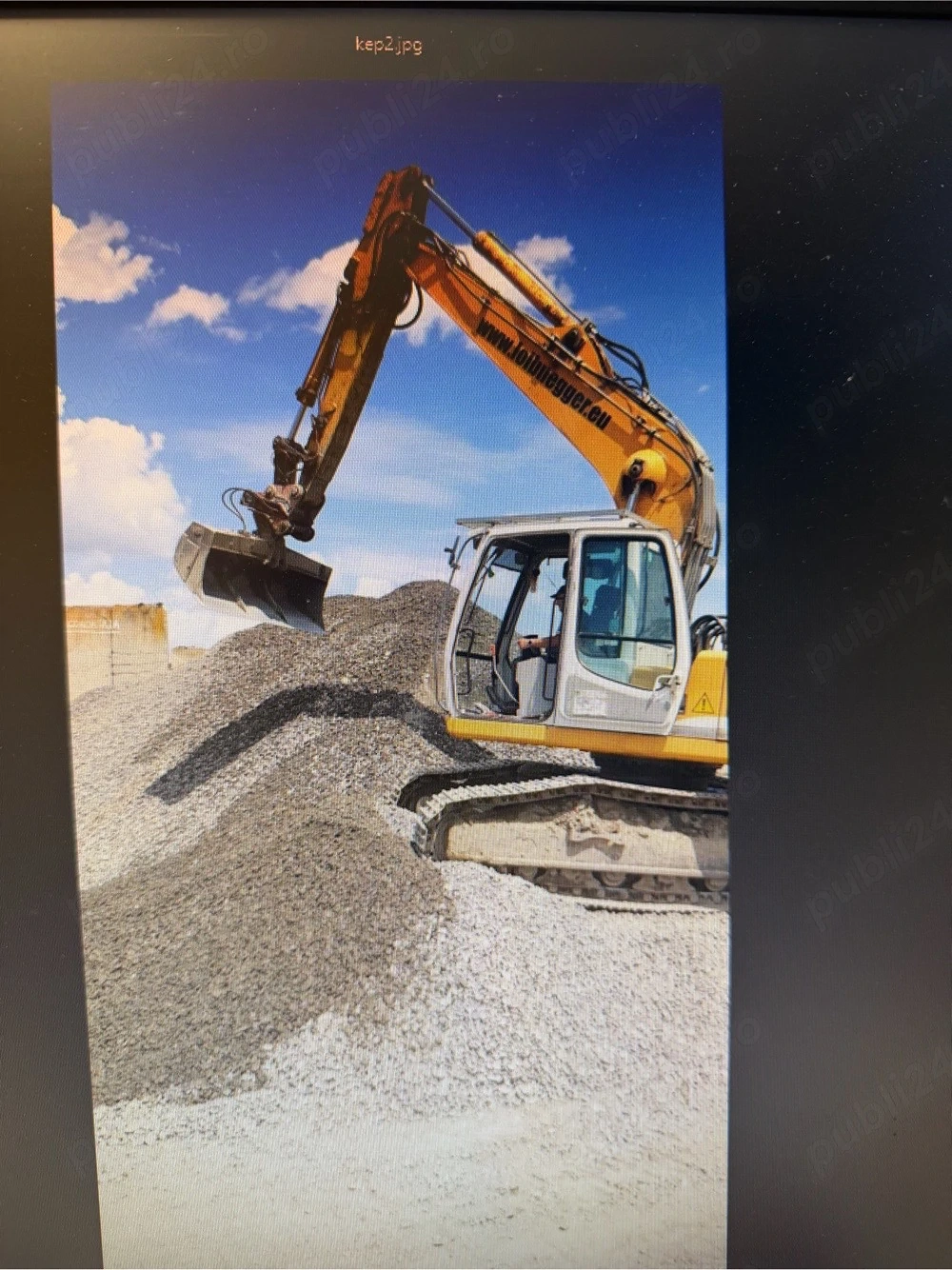 excavator Liebher 