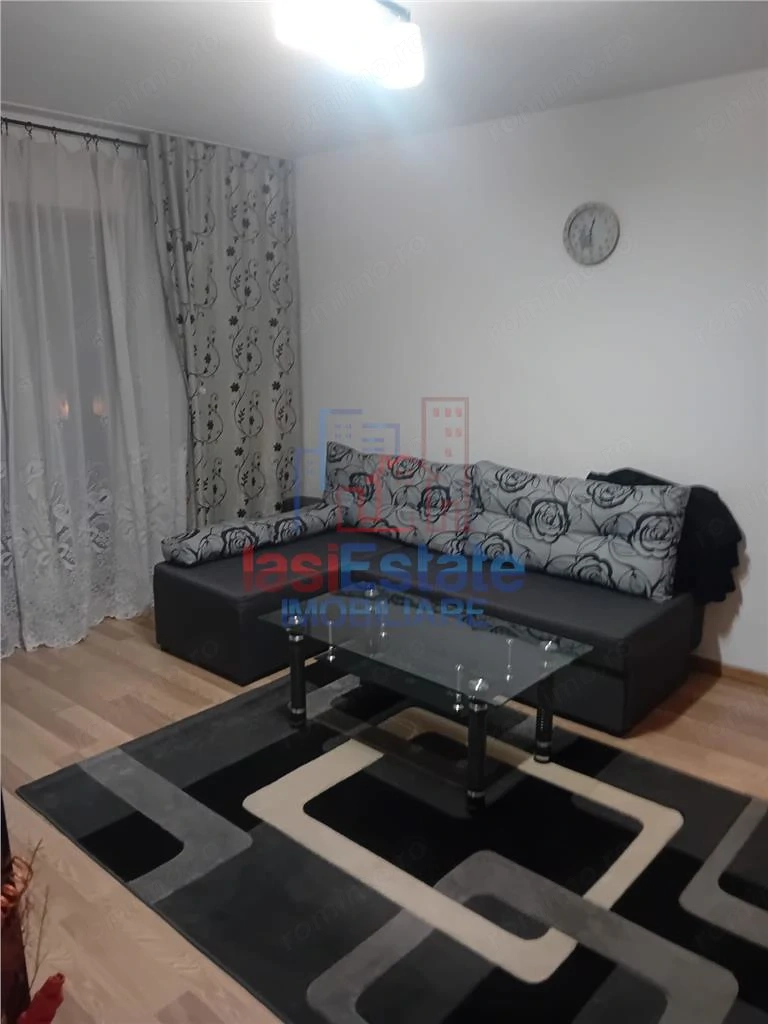 Alexandru cel Bun - Apartament 3 camere etaj intermediar