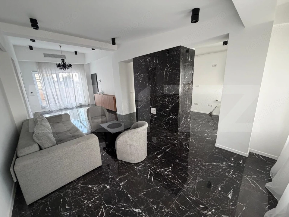 Penthouse 3 camere, 133.5 mp, Centru, zona Pirelli