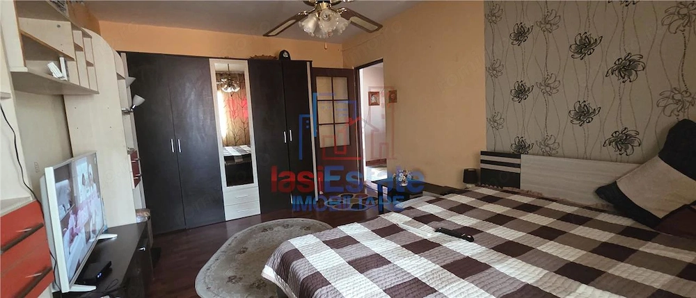 Apartament 3 camere Centru - Bd. Independentei