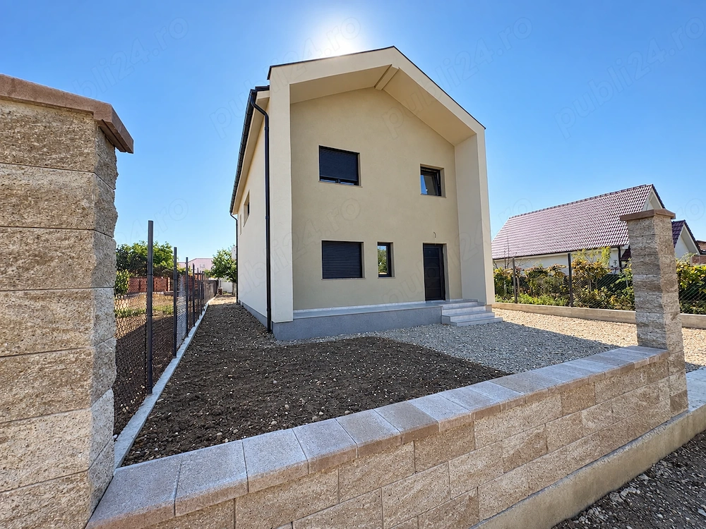 Proprietar Vand Casa TERMO - PASIVA  (locuinta capabila sa functioneze independent)