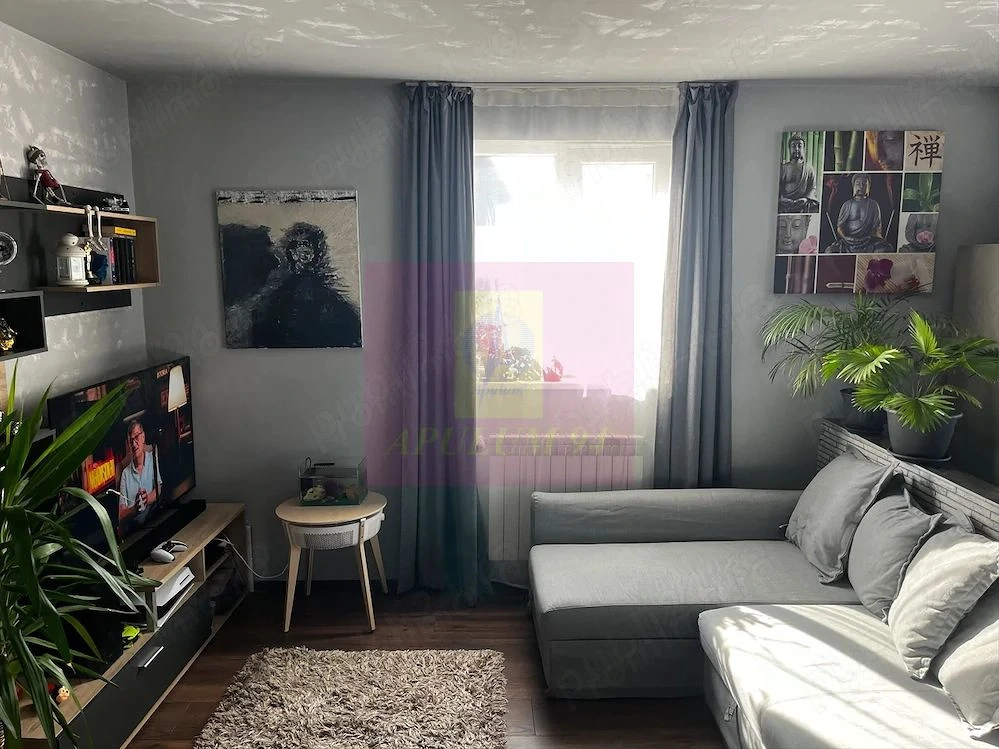 Apartament 2 camere, spațios, mobilat și utilat, loc de parcare