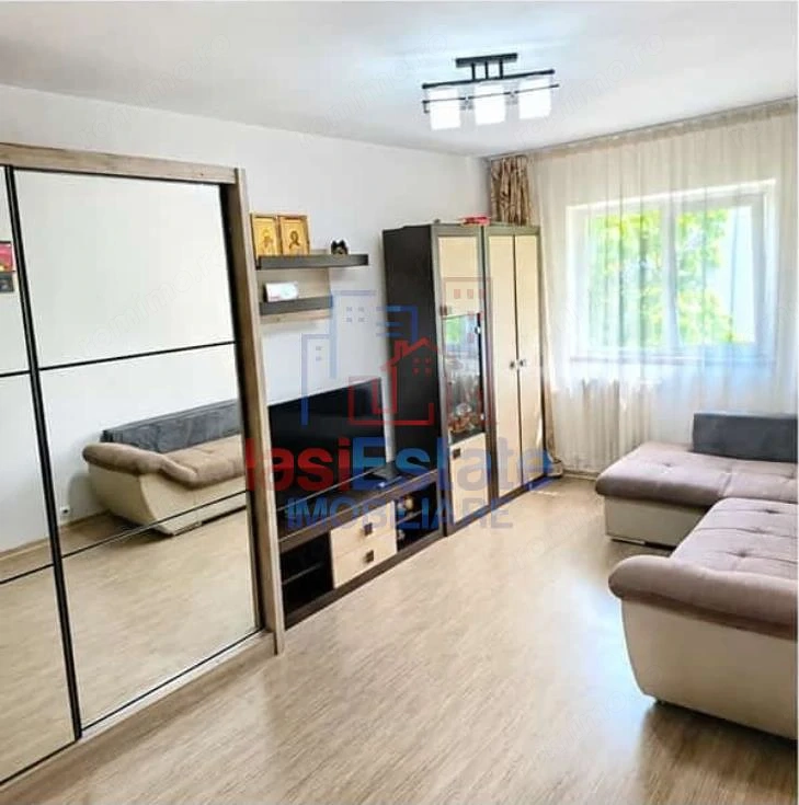 Apartament cu 2 camere decomandat Dacia