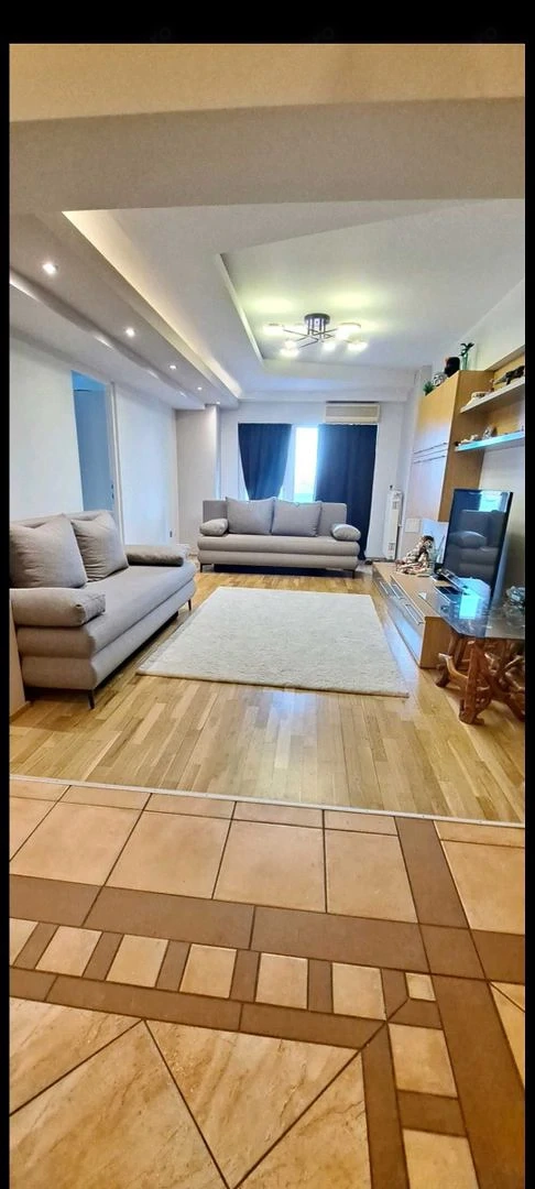 3 camere. Model mare! Recent renovat!