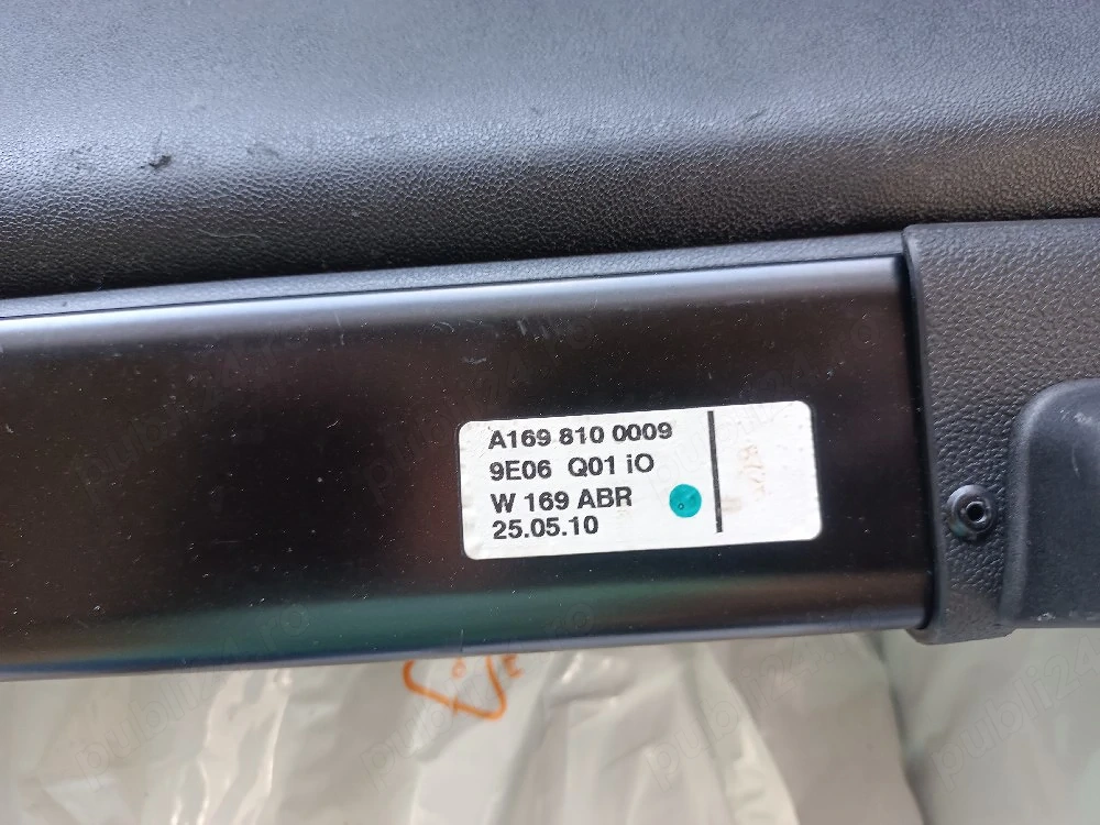 Rulou Polita Capac Portbagaj Mercedes Clasa A Class W169 2004 - 2012 Cod A1698100120