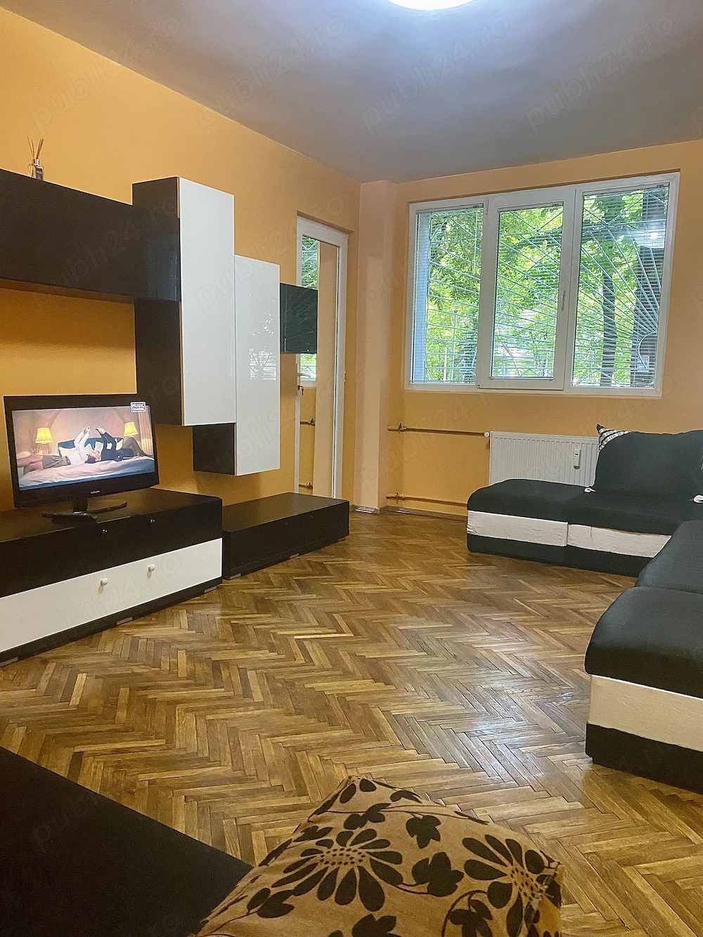 APARTMENT 2 CAMERE , direct de la proprietar, mobilat, utilat jacuzzi,luxos, confort 1 de închiriat 