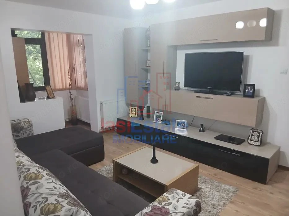 Apartament 2 camere, etaj 2, Baza 3 - centrala proprie, mobilat si utilat