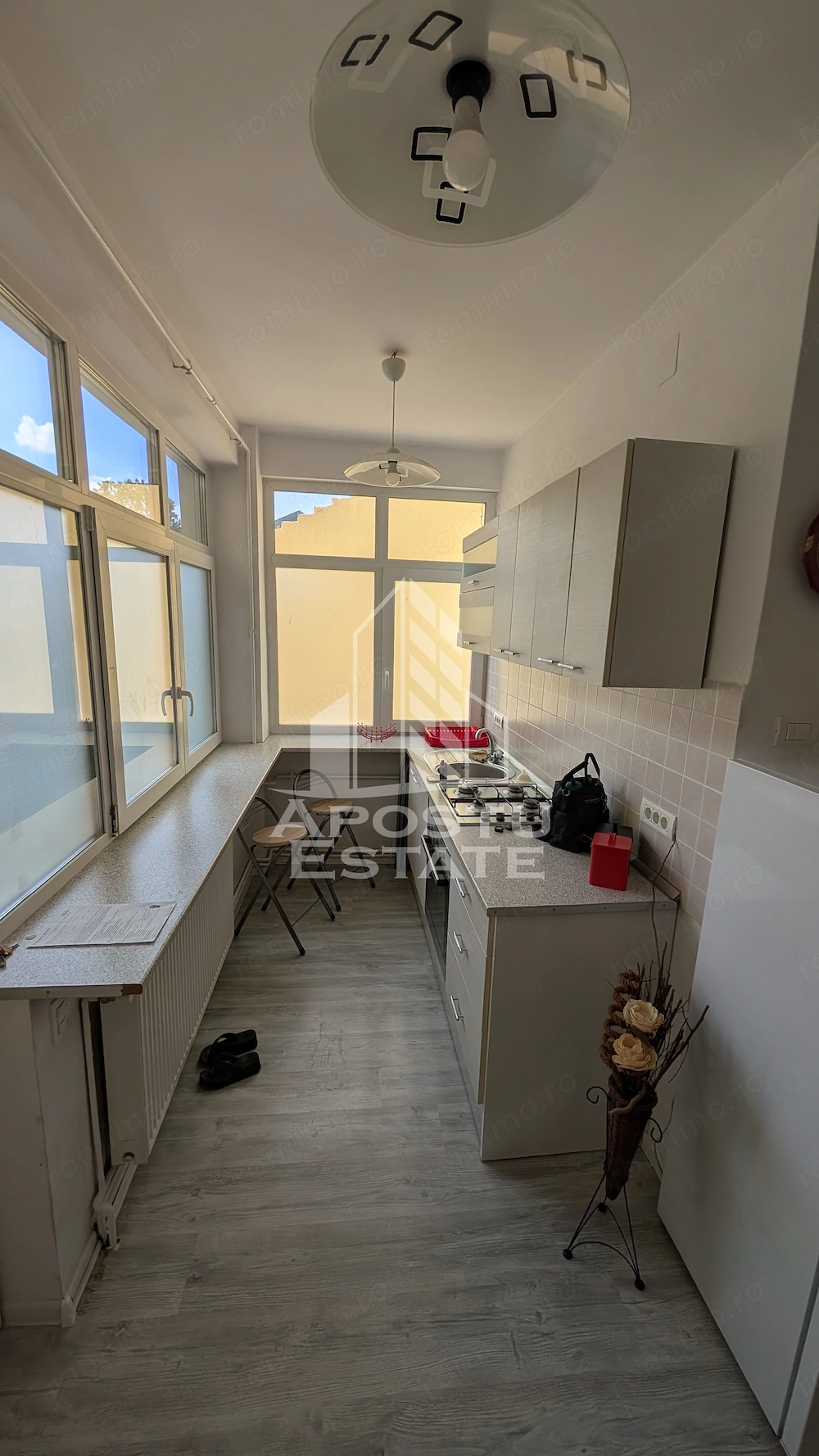 Apartament de închiriat 2 camere zona Complexul studențesc
