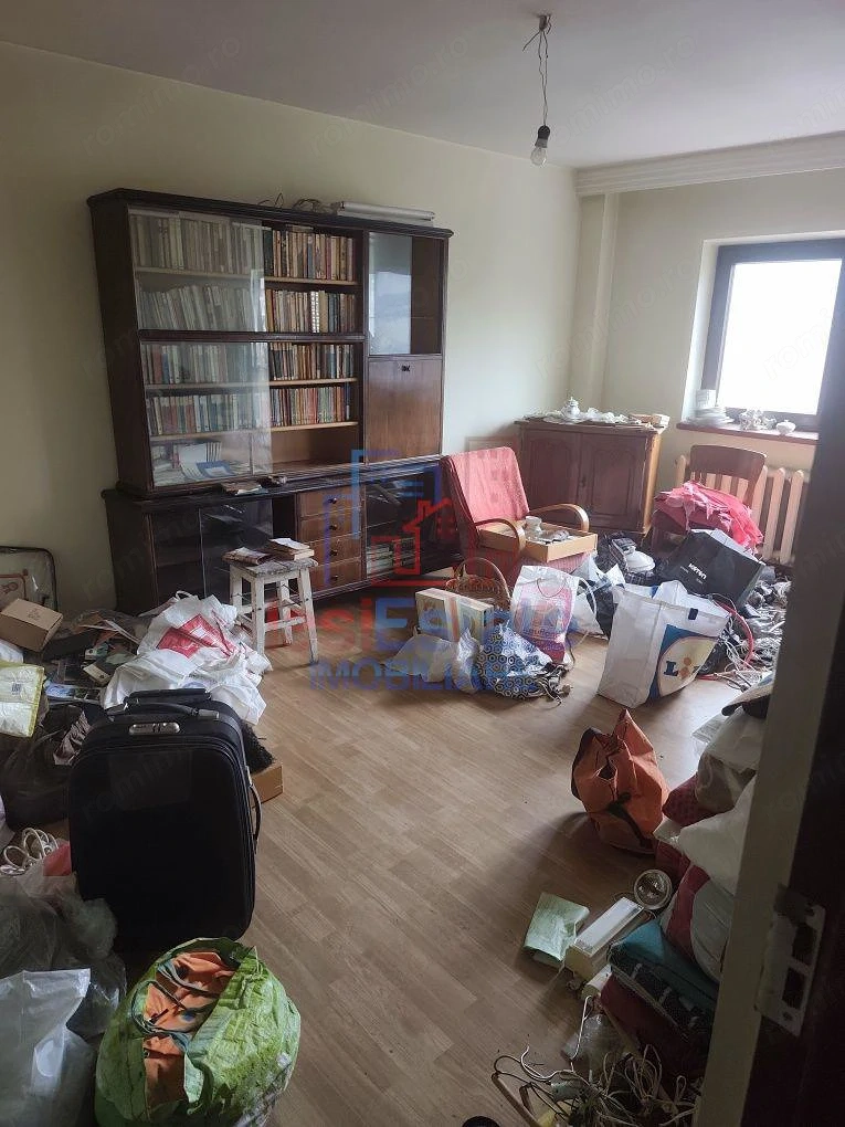 Nicolina Apartament 2 camere 59 mp decomandat - etaj 1 centrala proprie