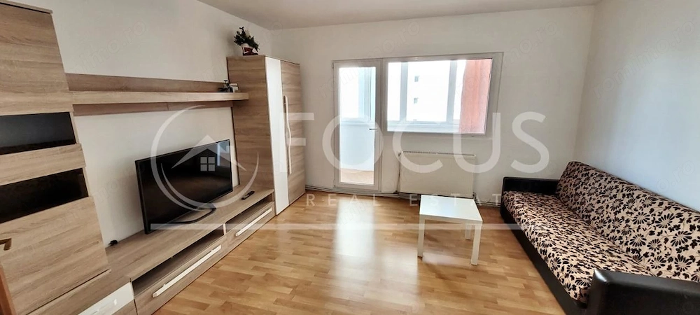 Apartament 3 camere decomandat | Piața Victoriei | Centrală proprie | 2 balcoane