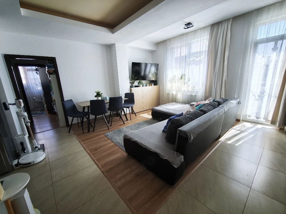 PROPRIETAR | Apartament 3 camere, 2 băi