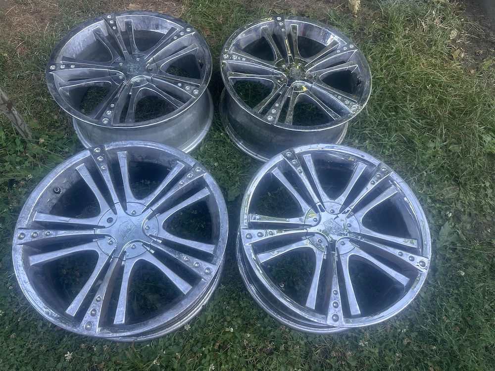 Vând jante crom pe 19 inch pentru BMW seria 3