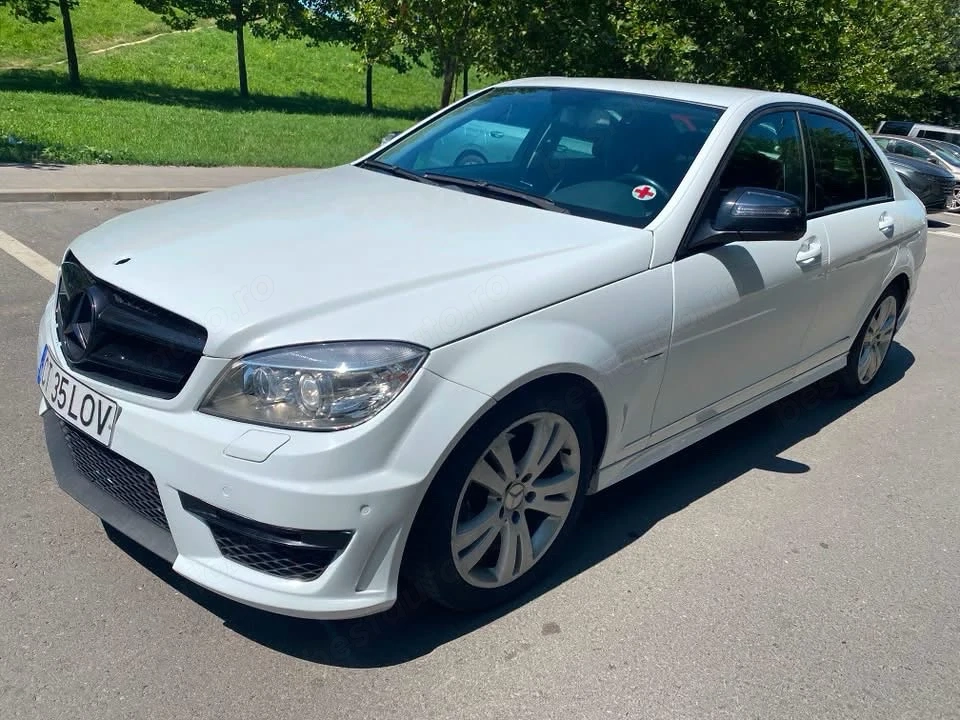 Mercedes Benz C180 Kompressor  AMG Pack   Automat  2008  Clima  Xenon  4500-euro