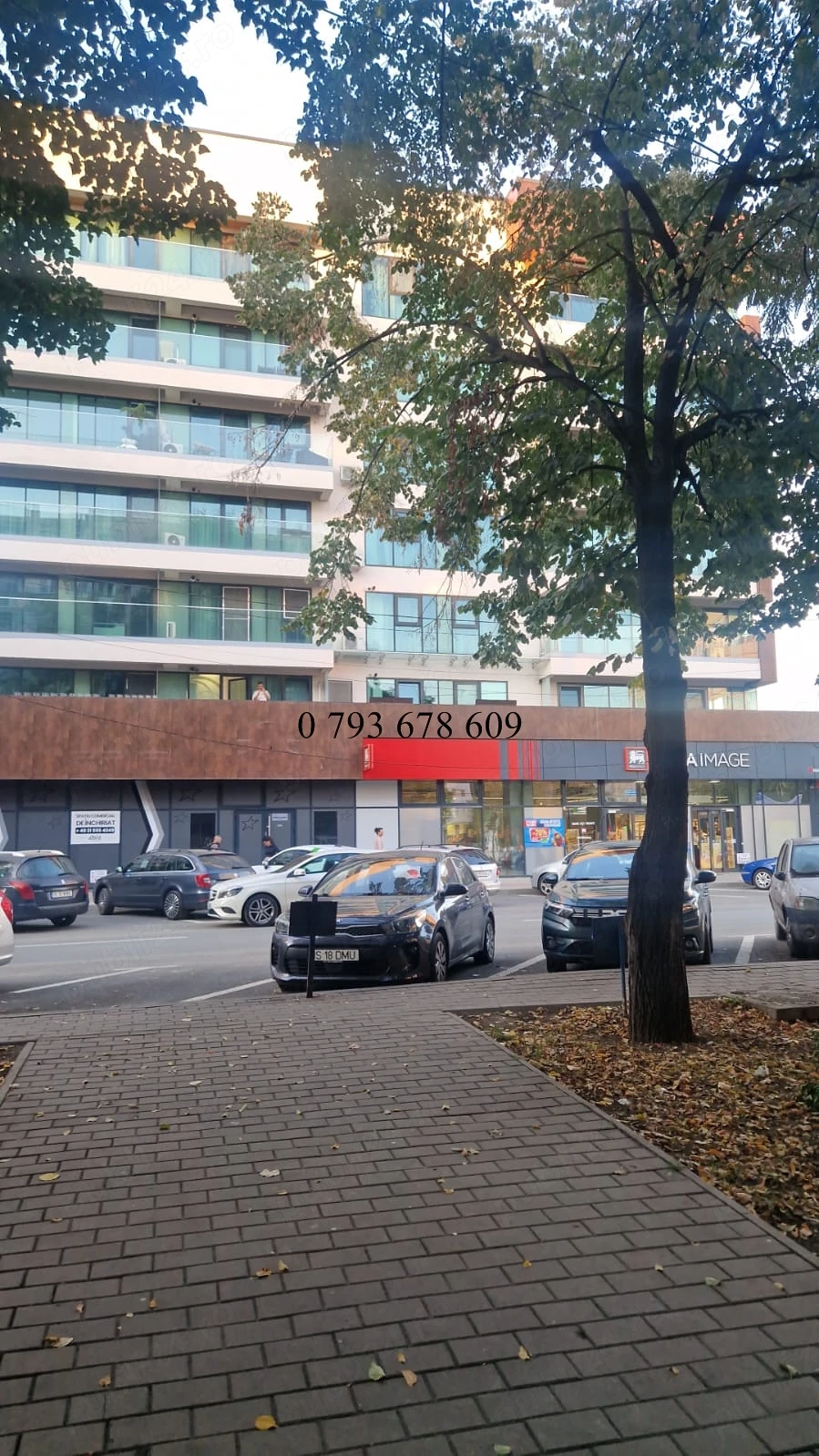 EXCLUSIVITATE !!! Contact: 0  7  9  3  6  7  8  6  0  9   ag Apartament 2 camere Podul Ros- Palas , 