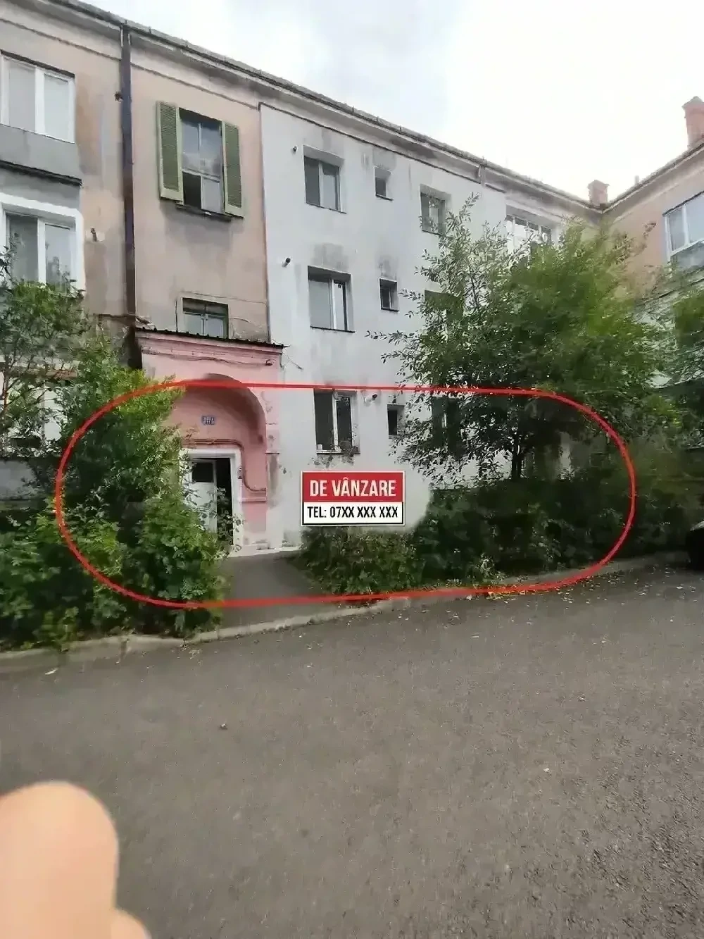 Vând ap cu 2 camere OM parter 