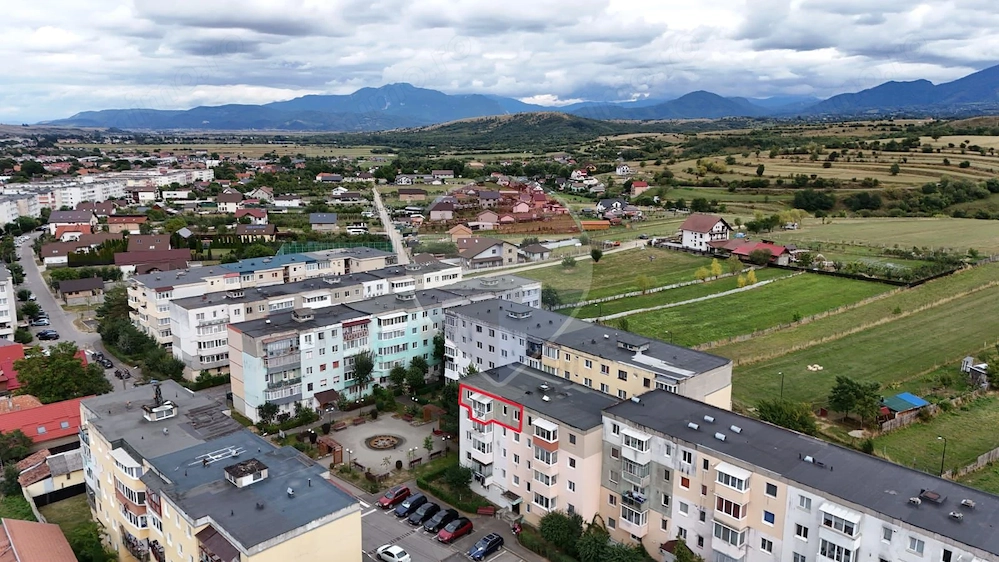 3 Camere| Vedere Piatra Craiului | Zărnești – Grui | 48 mp  | 52.500 €