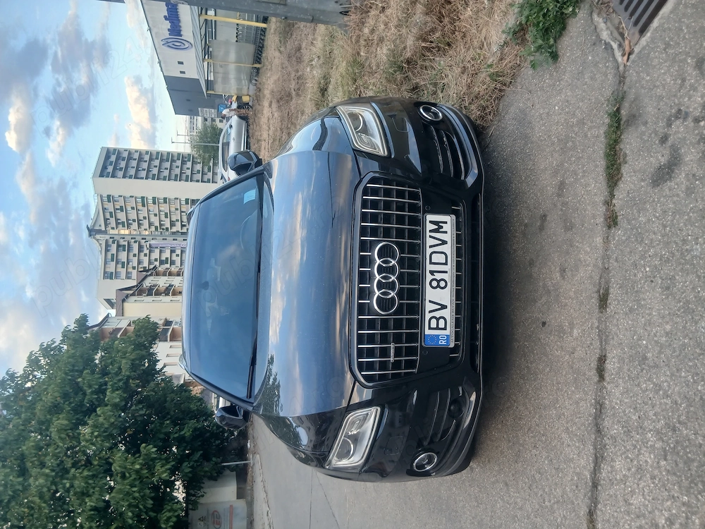 Audi Q5.    .