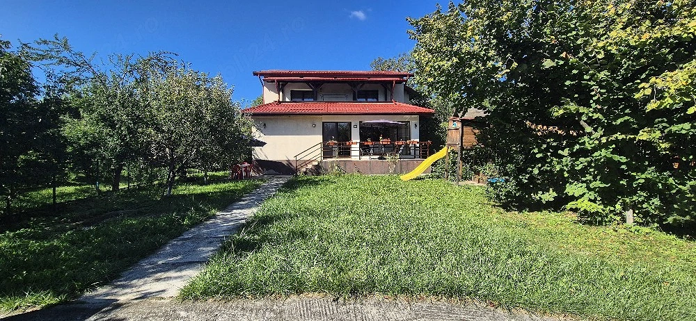 DIRECT PROPRIETAR   Vila Breaza - 200 mp utili, 5 dormitoare, teren 850 mp, Breaza de Jos, Prahova