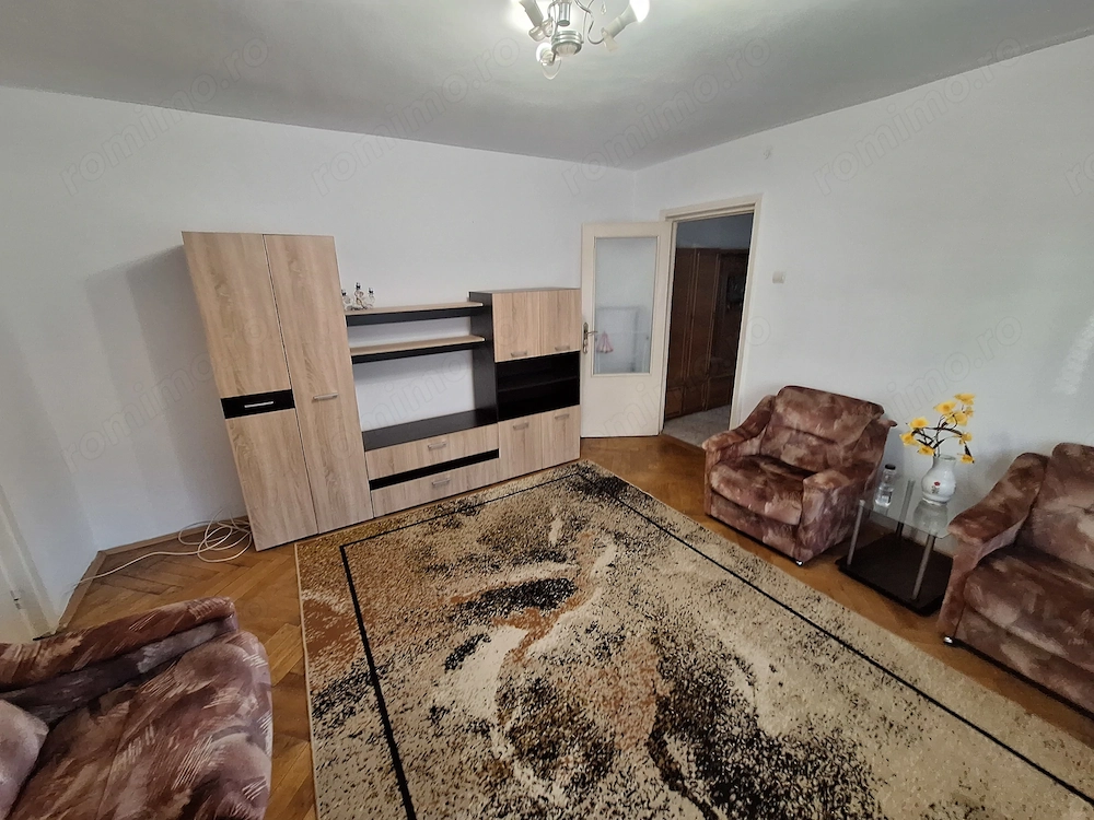300 euro!!! AP cu 2 camere cu centrala proprie Zona Complexul Studentesc