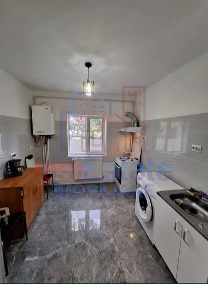 Apartament 3 camere zona cartier Mircea cel Batran