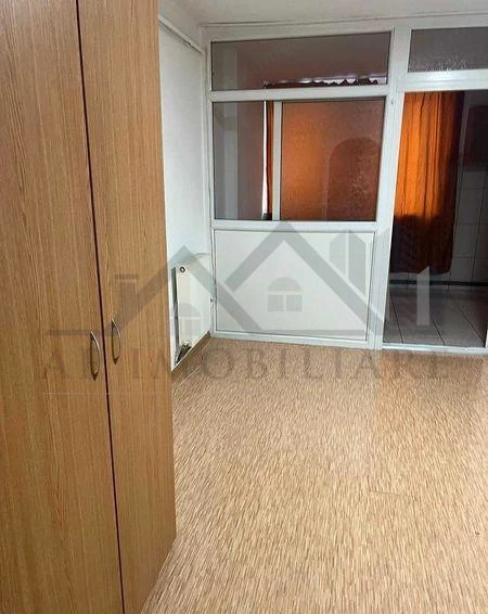 Apartament 1 camera Tatarasi