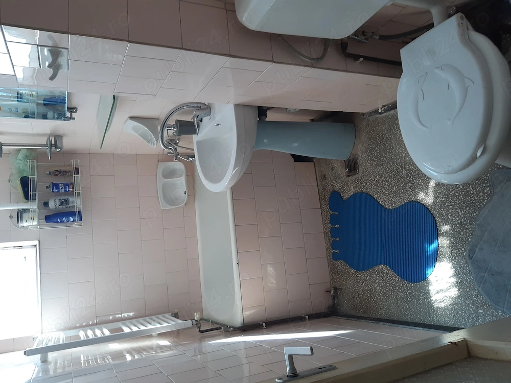 Inchiriez ieftin  apartament  3 camere Mico 1 Lugoj