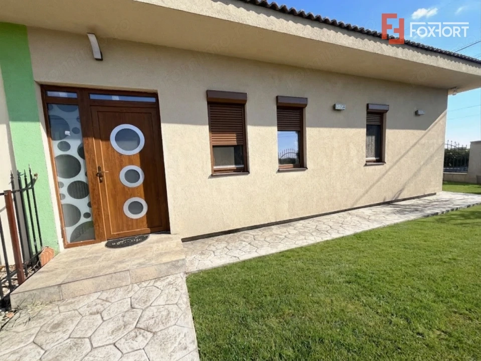 Casa individuala cu 3 camere, zona Mosnita Noua