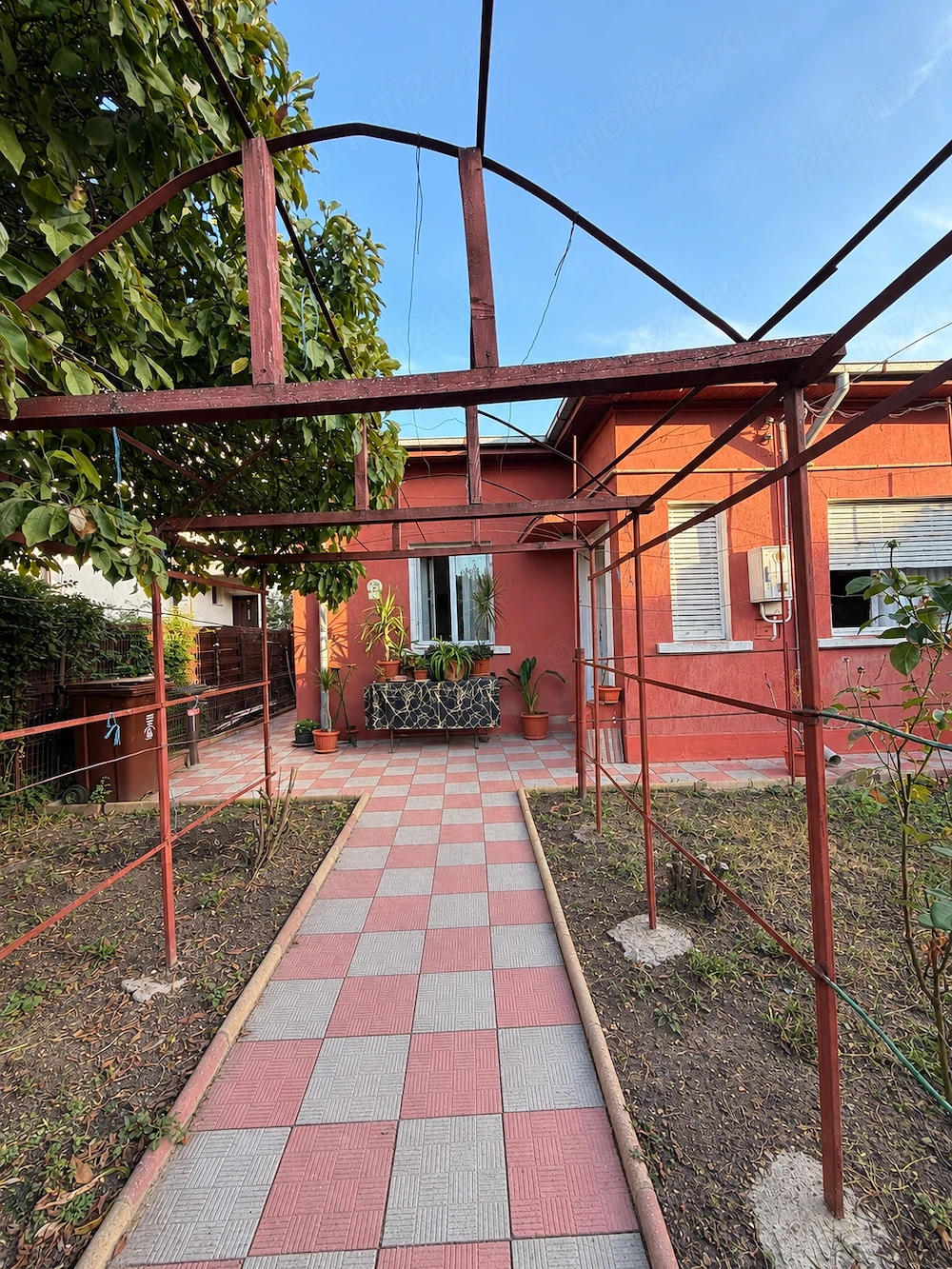 Casă 3 camere + teren 400 mp | Piata Mures, sector 1 | metrou 1 mai