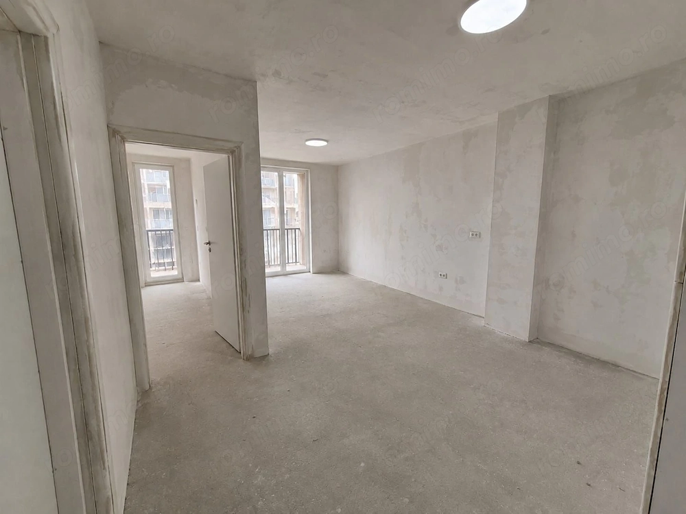 Vând apartament campeador city