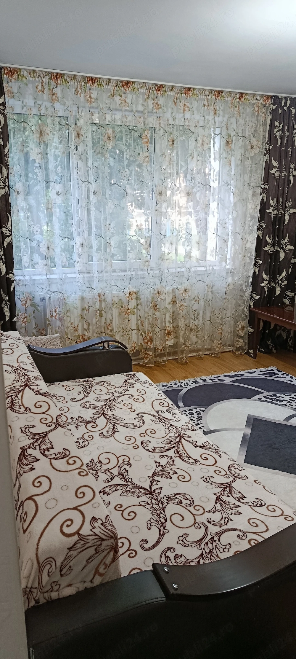 Închiriez apartament 2 camere în Piatra Neamț 