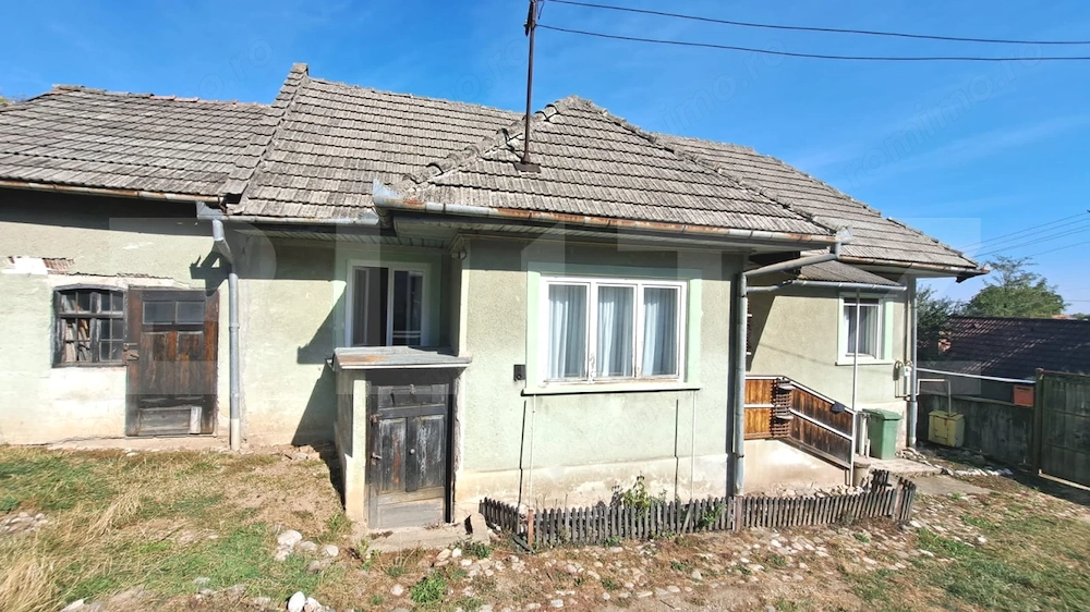 Casa de vanzare, 65 mp, teren 1.419 mp, zona Turches-Sacele
