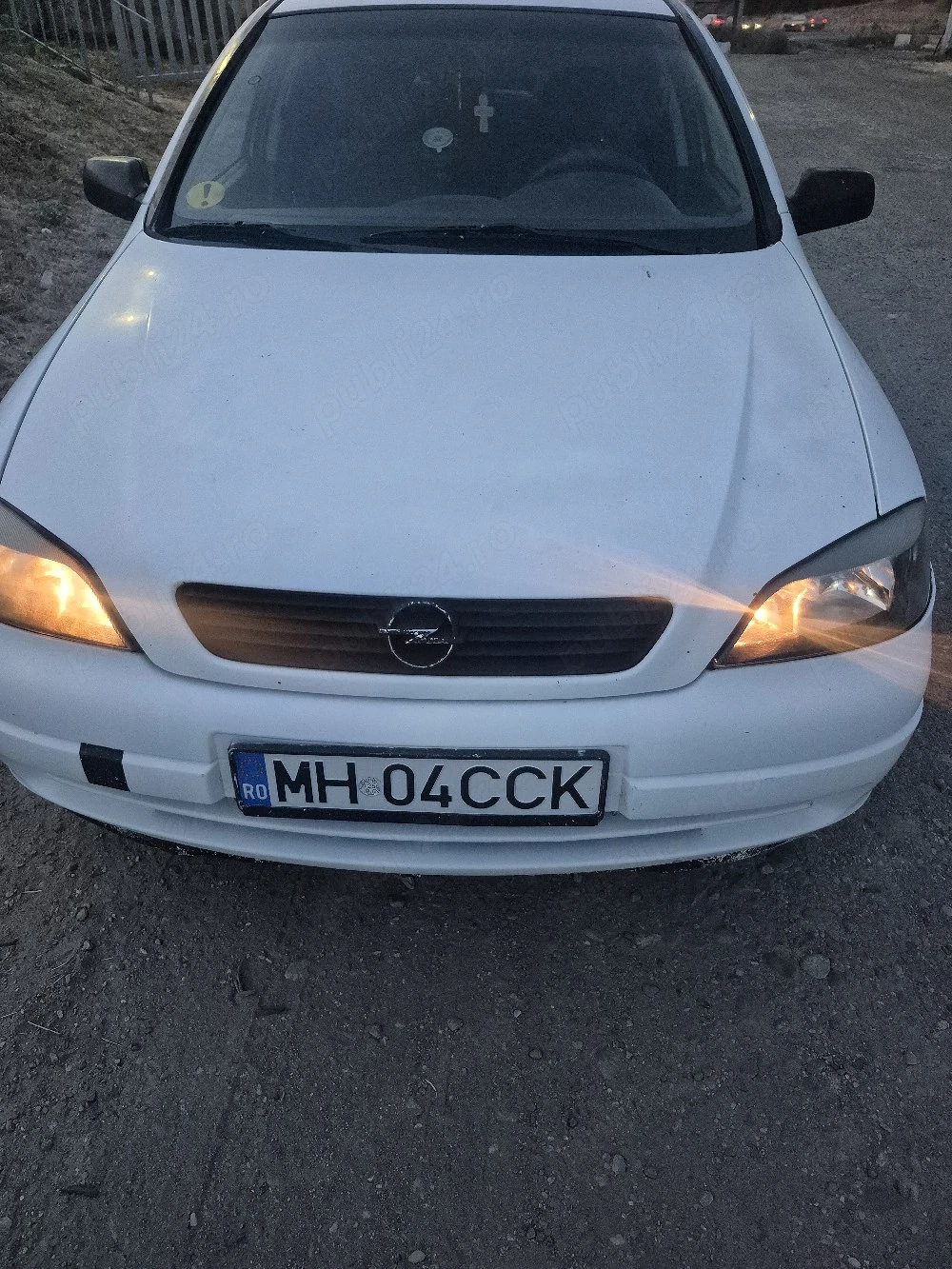 vînd opel astra g 