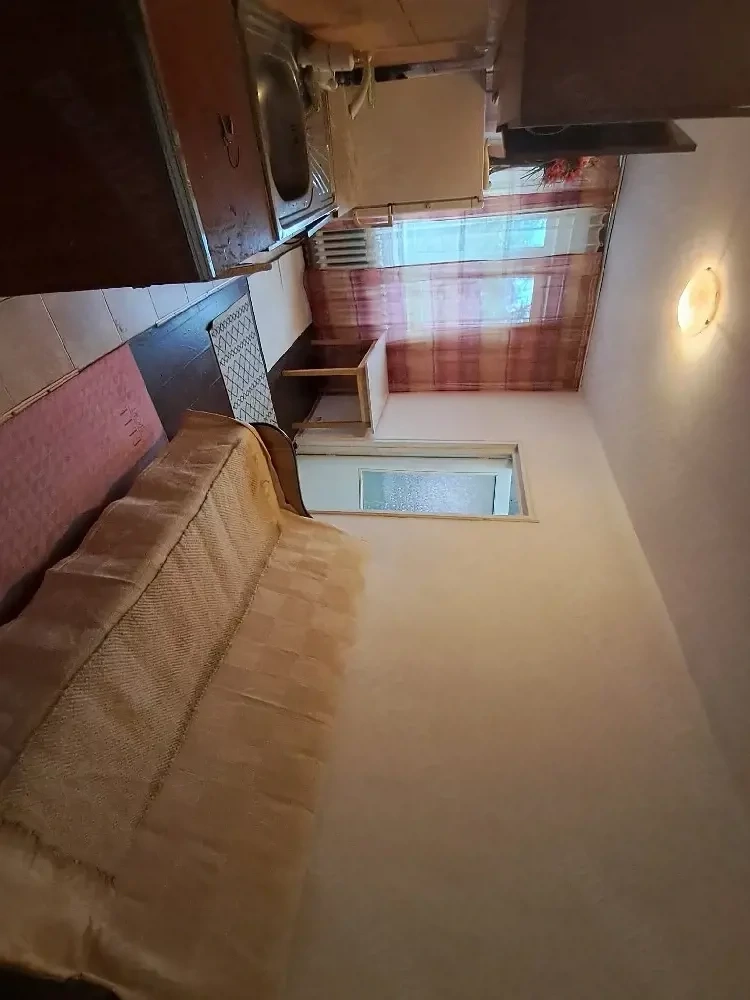 vind apartament iasi