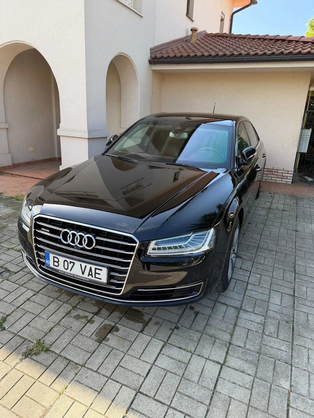 Audi A8 L Quattro Security