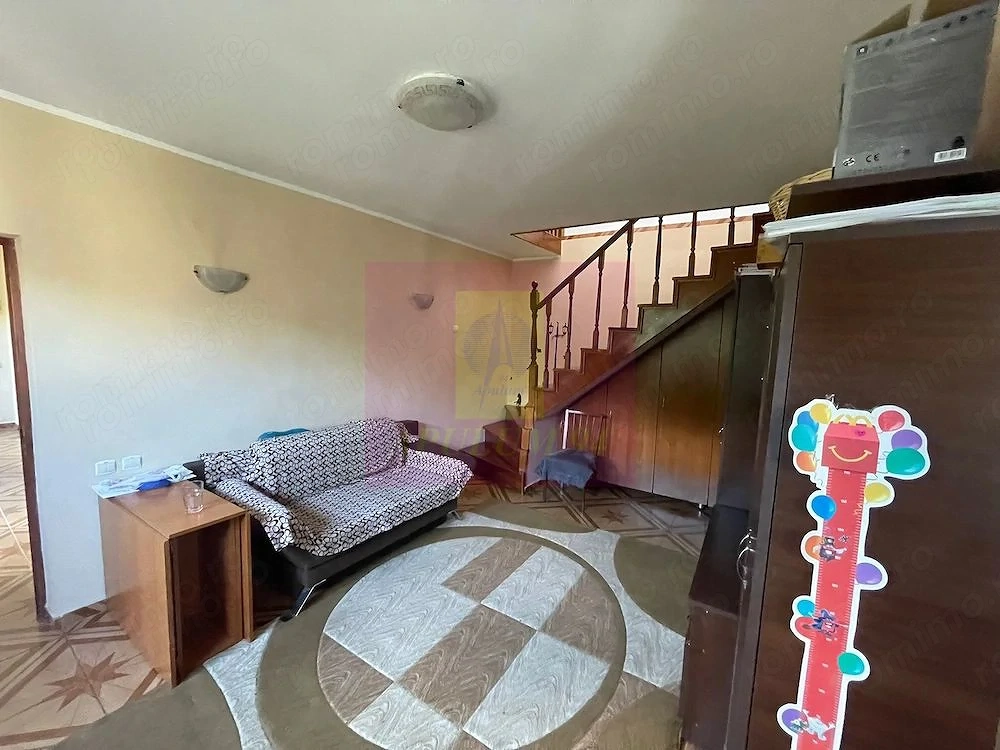 Casa, 5 camere si curte, locatie centrala in Pantelimon, Ilfov