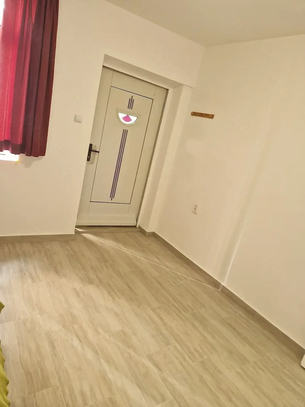 Apartament la casa cu 1 camera 